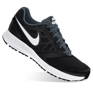 NIKE Downshifter 6 Sneaker